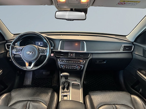 Kia Optima 8 of 25