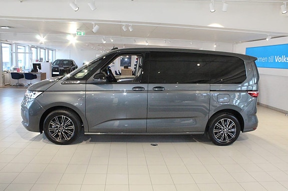 Volkswagen Multivan 3 of 5