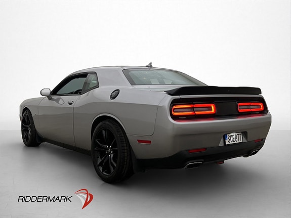 Dodge Challenger 5 of 5