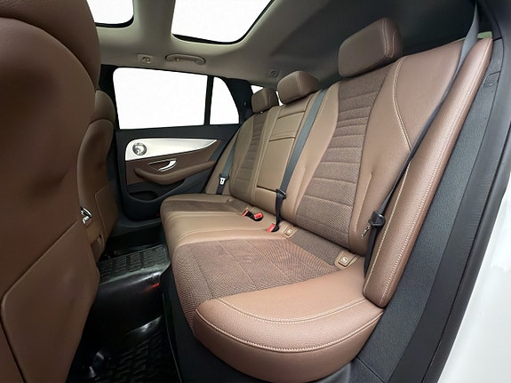 Mercedes-Benz E220 18 of 30