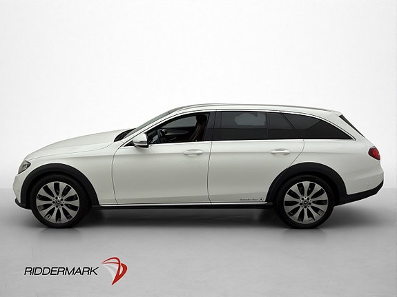 Mercedes-Benz E220 4 of 30