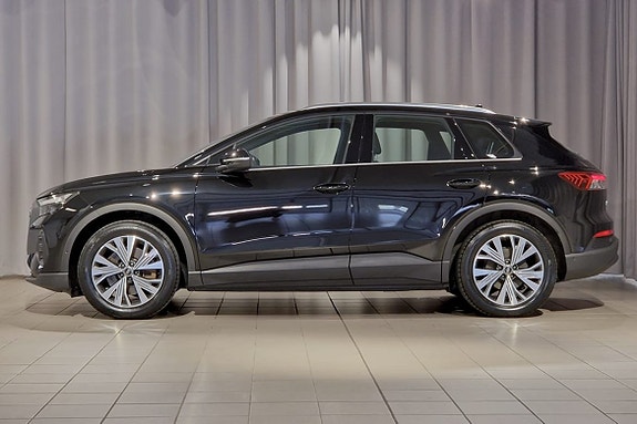 Audi Q4 e-tron 2 of 5