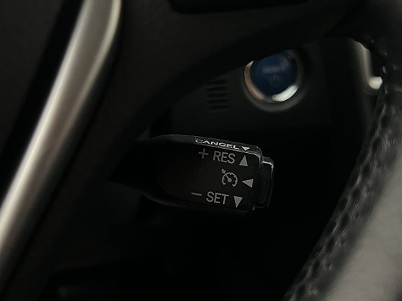Toyota Auris 24 of 29
