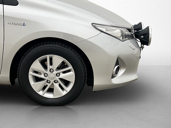 Toyota Auris 29 of 29