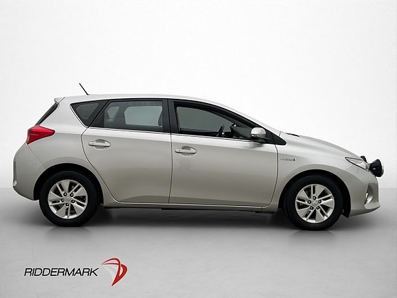 Toyota Auris 9 of 29
