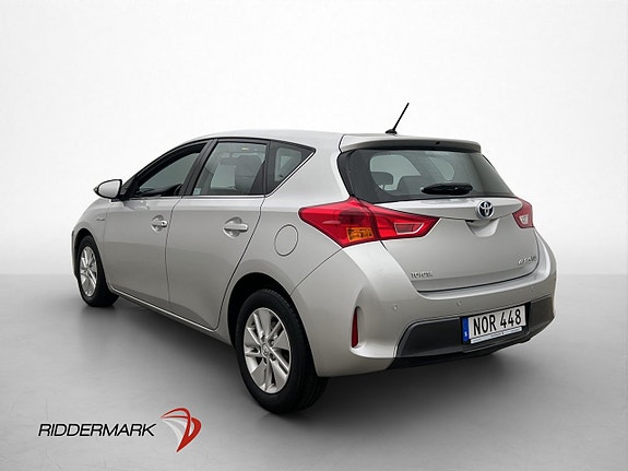 Toyota Auris 5 of 5