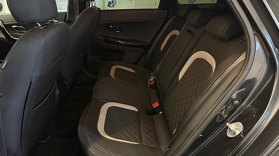 Kia Ceed 11 of 16
