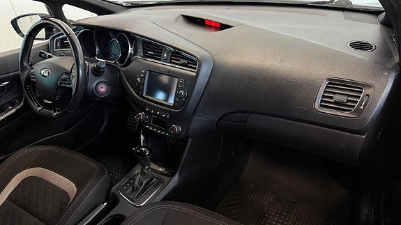 Kia Ceed 8 of 16