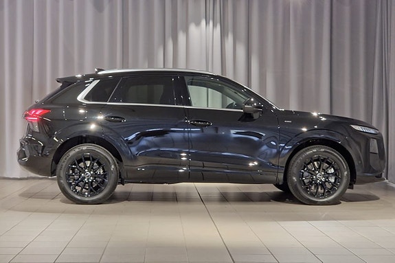 Audi Q3 4 of 5