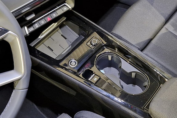 Audi Q3 14 of 16