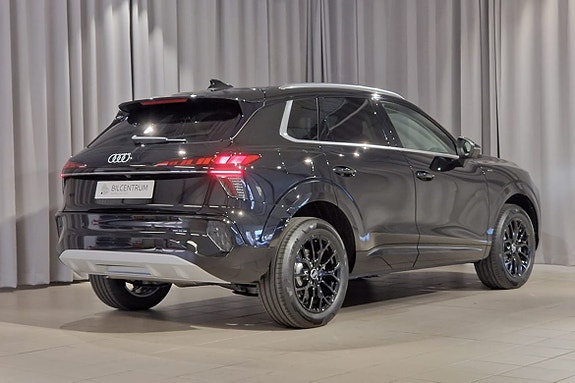 Audi Q3 5 of 5