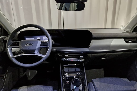 Audi Q3 9 of 16