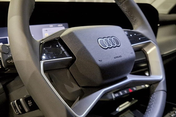 Audi Q3 11 of 16