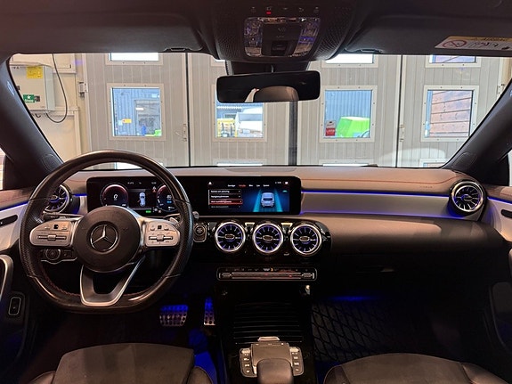 Mercedes-Benz CLA250 e 5 of 5