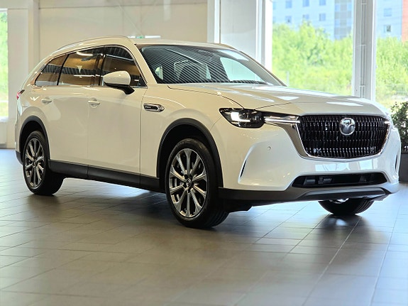 Mazda CX-80 2 of 5