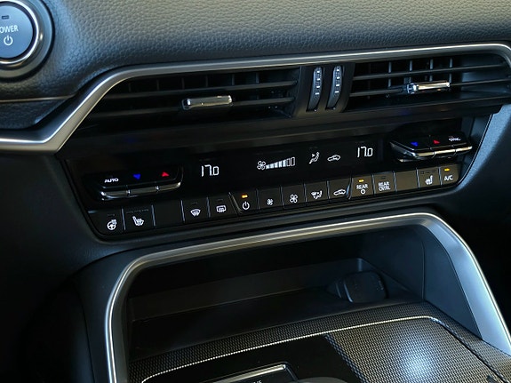 Mazda CX-80 18 of 20