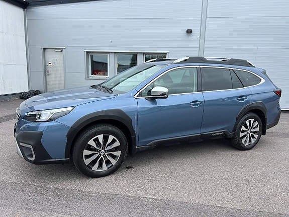 Subaru Outback 2 of 5