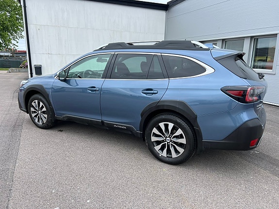 Subaru Outback 4 of 5
