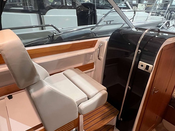 AQUADOR 28 HT | Orust Edition -22 5 of 12
