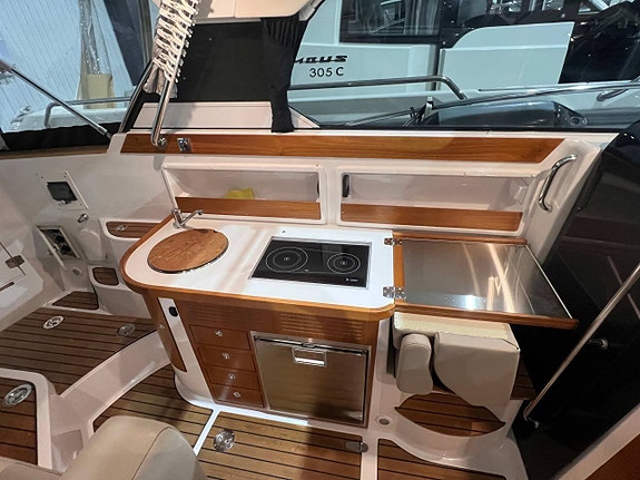 AQUADOR 28 HT | Orust Edition -22 2 of 12