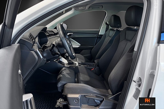 Audi Q3 10 of 28