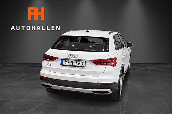 Audi Q3 10 of 18