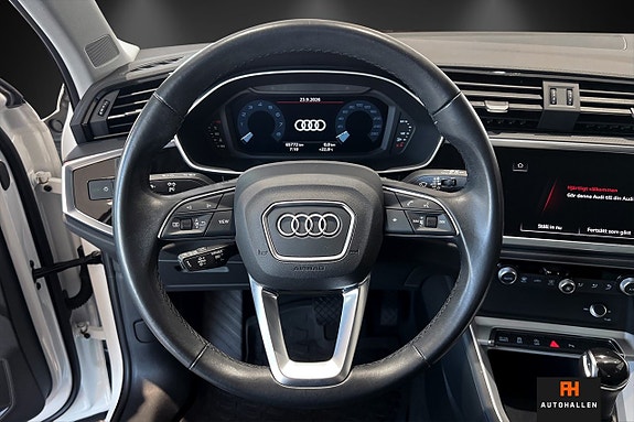 Audi Q3 28 of 28