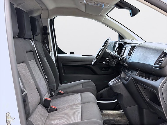 Peugeot e-Expert 14 of 14