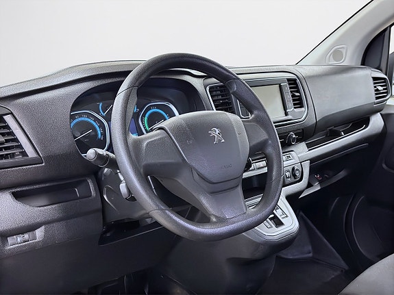 Peugeot e-Expert 12 of 14
