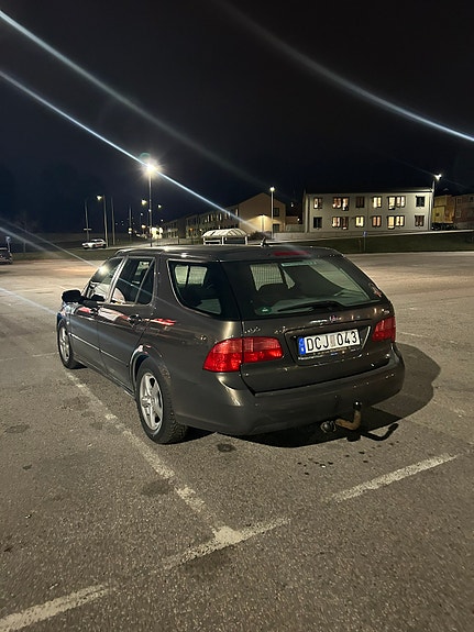 Saab 9-5 2 of 2
