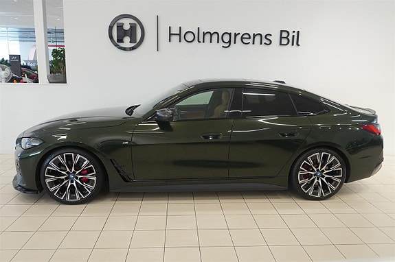 BMW i4 3 of 5