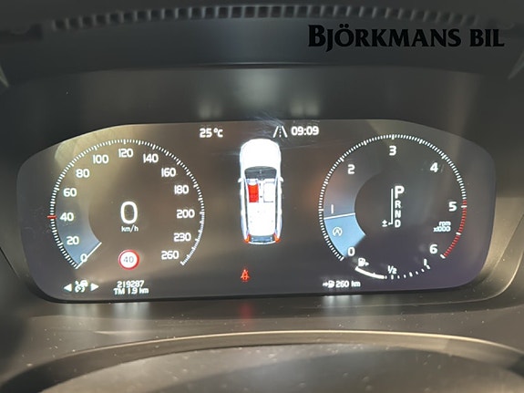 Volvo V90 Cross Country 10 of 14