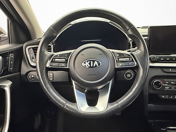 Kia XCeed 10 of 30