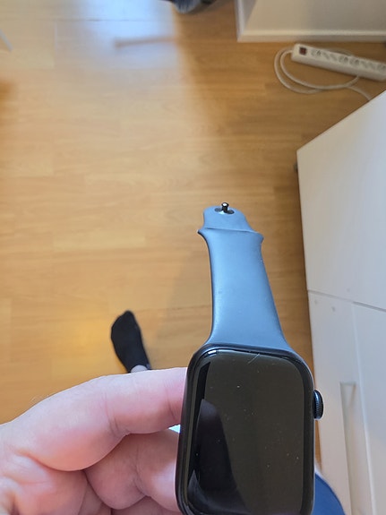 Apple Watch SE 3 44 mm – kartong och extra armband image 2