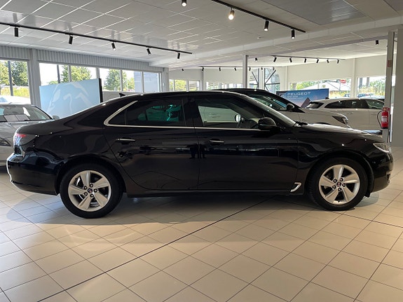 Saab 9-5 4 of 5