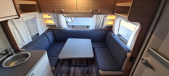 Weinsberg 550 UK Caraone "solceller, tv-antenn, dubbla tv-hållare" 7 of 11