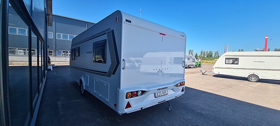 Weinsberg 550 UK Caraone "solceller, tv-antenn, dubbla tv-hållare" 3 of 5