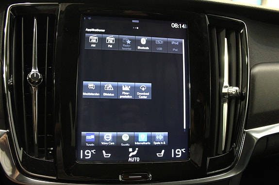 Volvo V90 Cross Country 19 of 19