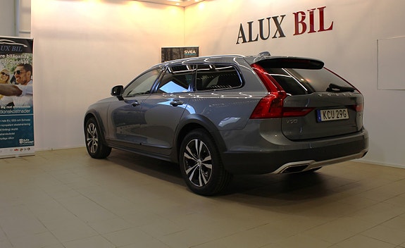 Volvo V90 Cross Country 5 of 5
