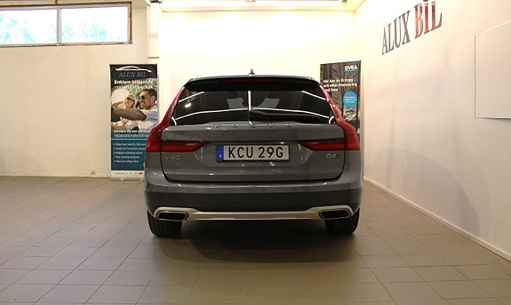 Volvo V90 Cross Country 7 of 19