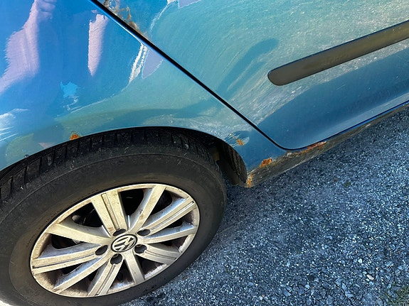 Volkswagen Golf V 9 of 14