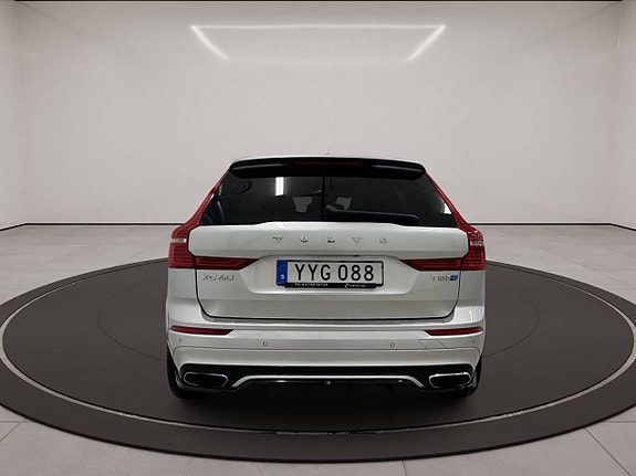 Volvo XC60 30 of 30