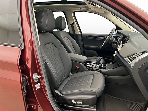 BMW iX3 29 of 30