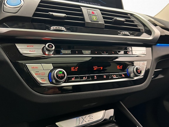 BMW iX3 27 of 30