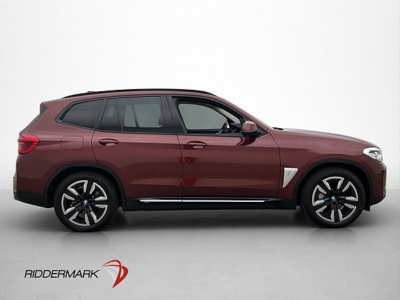 BMW iX3 9 of 30
