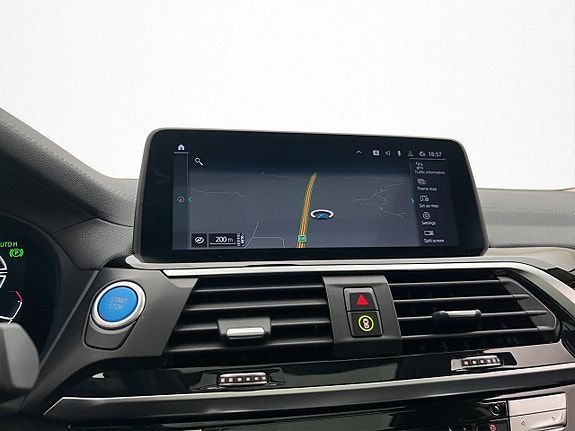 BMW iX3 23 of 30