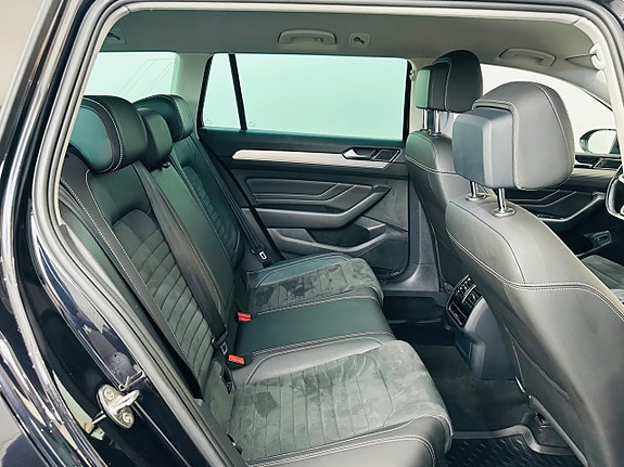 Volkswagen Passat 16 of 28