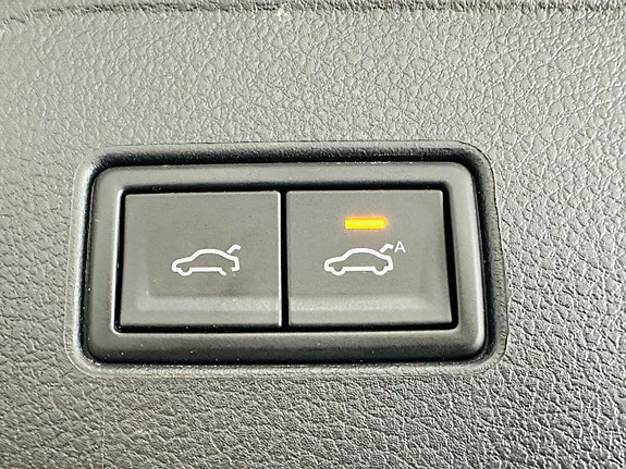 Volkswagen Passat 28 of 28