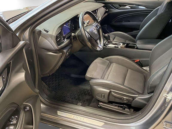 Opel Insignia 7 of 10