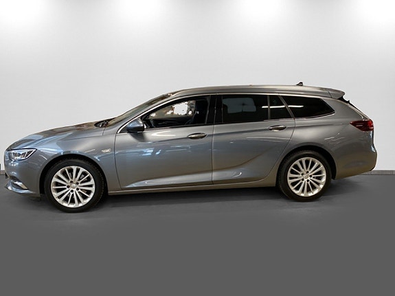 Opel Insignia 4 of 5